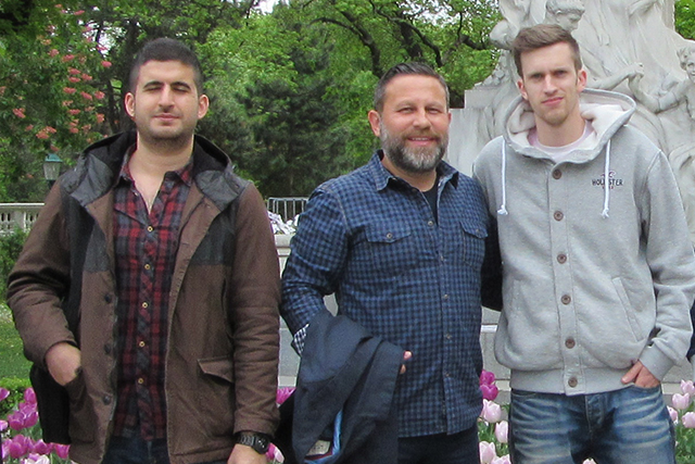 Drei Teammitglieder im Wiener Stadtpark