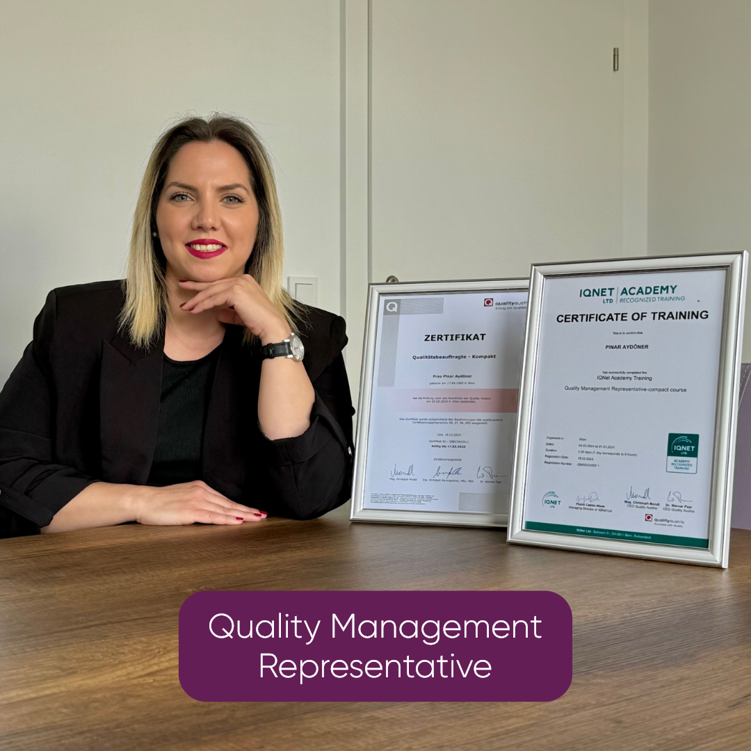Qualitätsbeauftragte von Nilcargo mit Zertifikaten des Quality Management Representative Lehrgangs