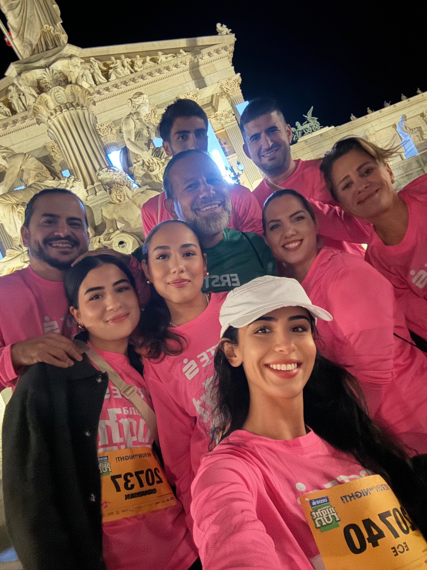Nilcargo Team im Ziel des Night Run